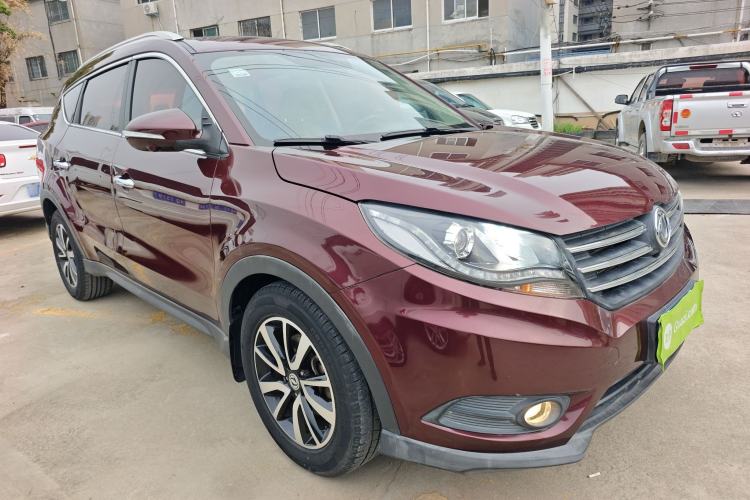 Used Dongfeng Fengon 580 2017 Revised Version 1.5T CVT Luxury Edition Front Right 45 Deg