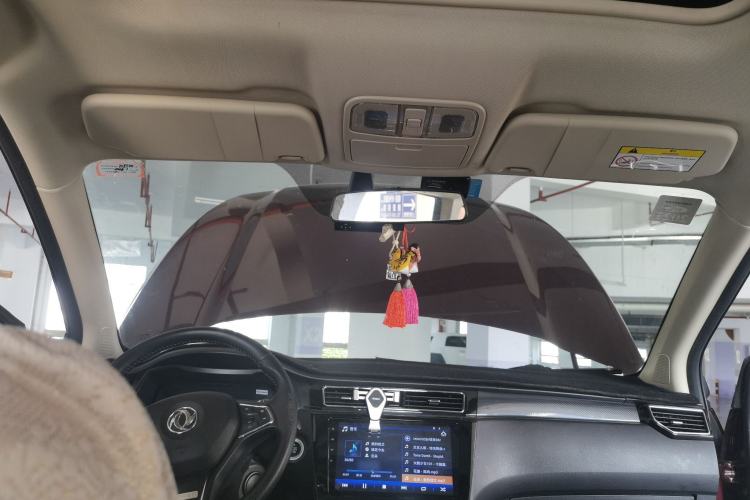 Used Dongfeng Fengon 580 2017 1.5T CVT Luxury Model Headliner