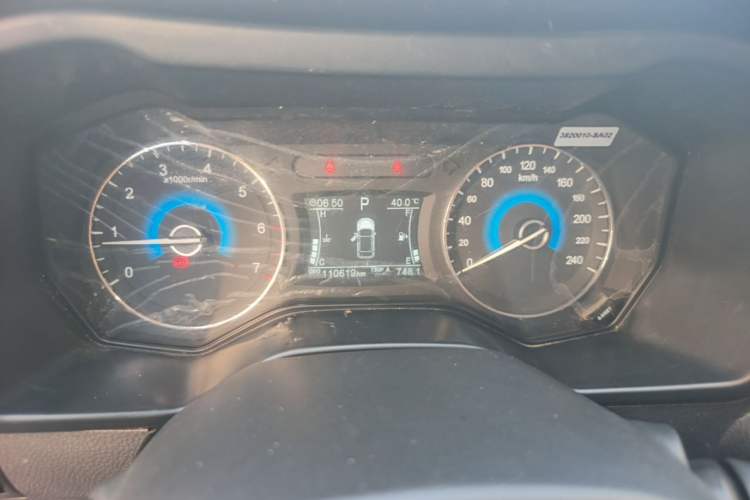 Used Dongfeng Fengon 580 2017 Revised Version 1.5T CVT Luxury Edition Instrument Cluster