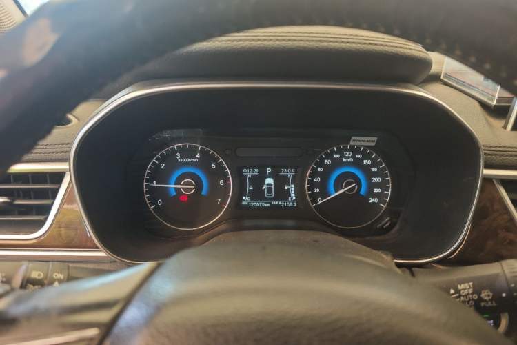 Used Dongfeng Fengon 580 2017 1.5T CVT Smart Style Model Instrument Cluster