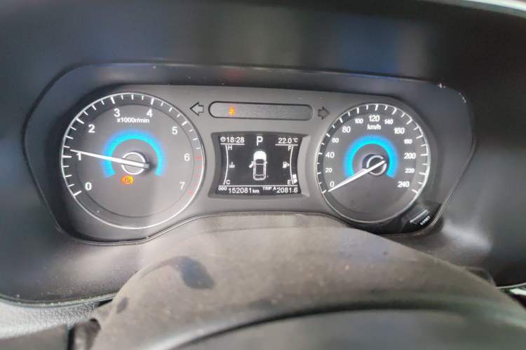 Used Dongfeng Fengon 580 2017 1.5T CVT Smart Style Model Instrument Cluster