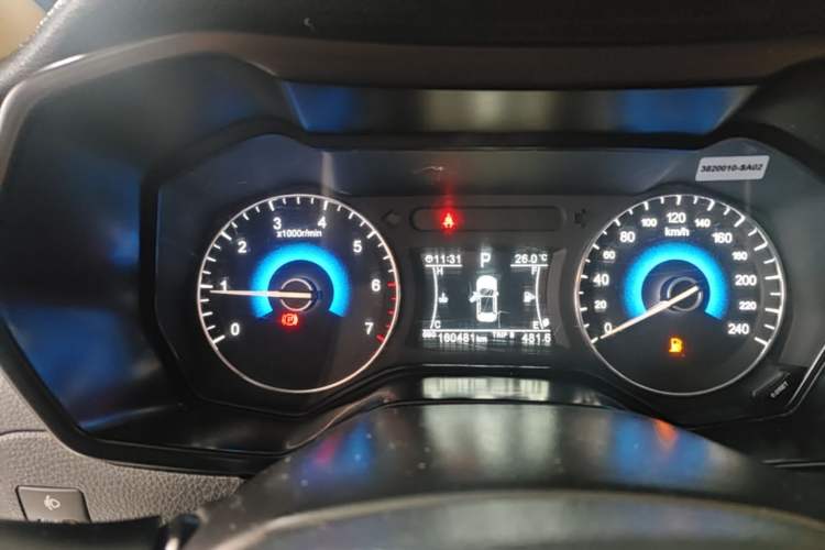 Used Dongfeng Fengon 580 2017 1.5T CVT Luxury Model Instrument Cluster
