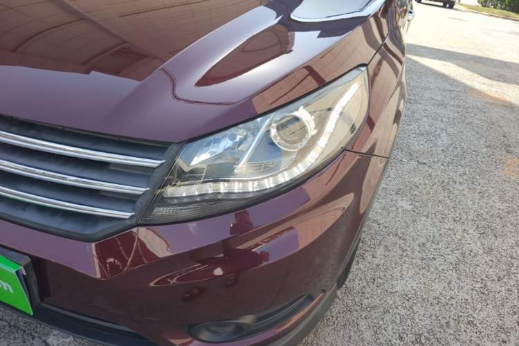 Used Dongfeng Fengon 580 2017 Revised Version 1.5T CVT Luxury Edition Left Front Headlight