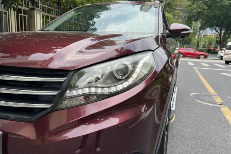 Used Dongfeng Fengon 580 2017 1.5T Manual Luxury Model Left Front Headlight
