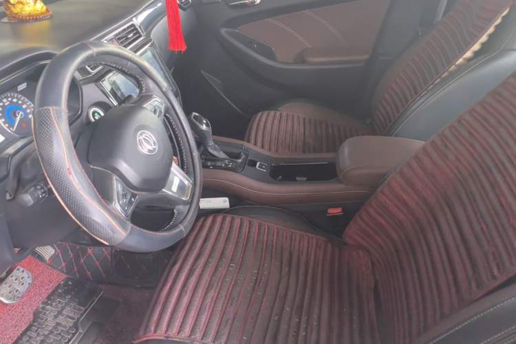 Used Dongfeng Fengon 580 2017 1.5T CVT Luxury Model Left Front Seat