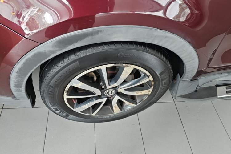 Used Dongfeng Fengon 580 2017 1.5T CVT Luxury Model Left Front Wheel Hub