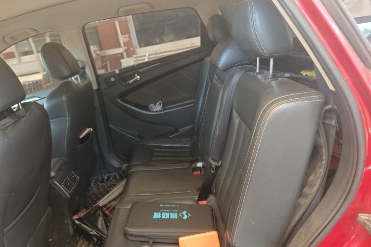 Used Dongfeng Fengon 580 2017 1.5T CVT Smart Style Model Left Rear Seat