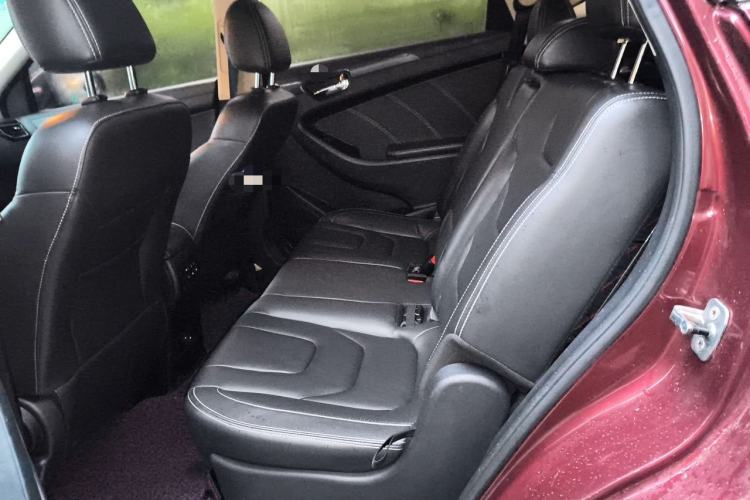 Used Dongfeng Fengon 580 2017 1.5T CVT Luxury Model Left Rear Seat