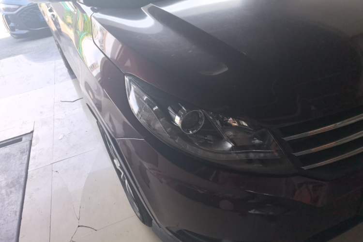 Used Dongfeng Fengon 580 2017 1.5T CVT Luxury Model Right Front Headlight