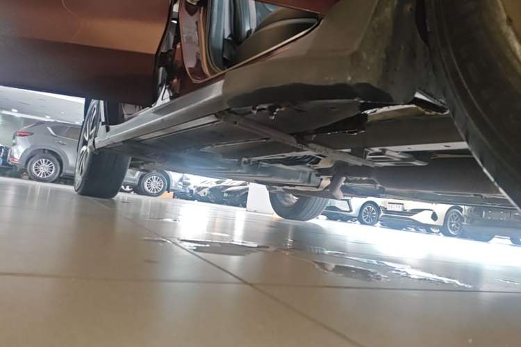 Used Dongfeng Fengon 580 2017 1.5T CVT Luxury Model Right Side Sill