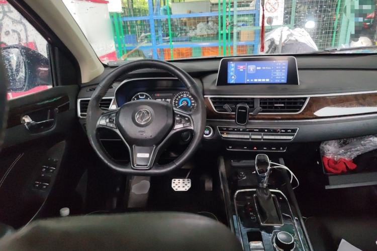 Used Dongfeng Fengon 580 2017 1.5T CVT Smart Style Model Steering Wheel