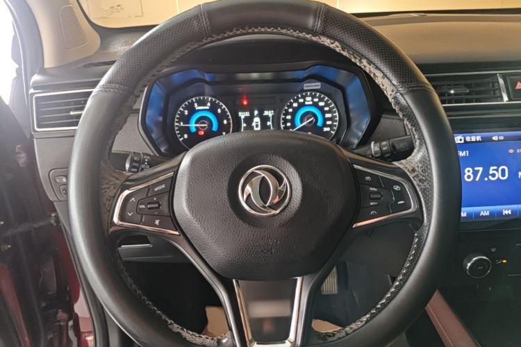 Used Dongfeng Fengon 580 2017 1.5T CVT Luxury Model Steering Wheel
