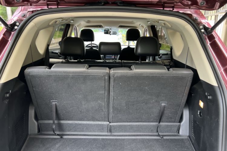 Used Dongfeng Fengon 580 2017 1.5T Manual Luxury Model Trunk
