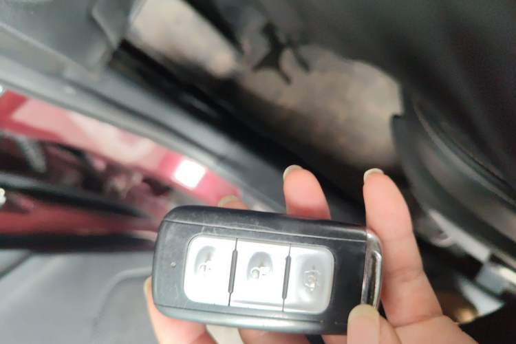Used Dongfeng Fengon 580 2017 1.5T CVT Smart Style Model Vehicle Key