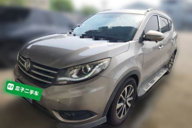 Używany Dongfeng Fengon 580 2017 Revised Version 1.5T CVT Luxury Edition