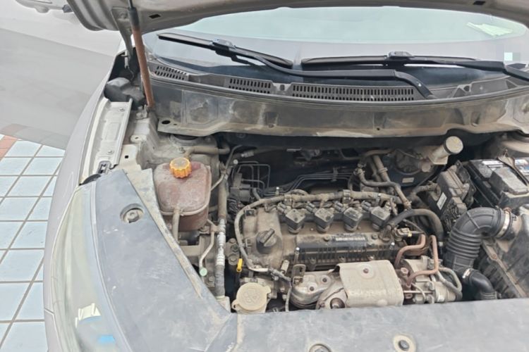 Used Dongfeng Fengon 580 2017 1.5T CVT Smart Style Model Engine Bay Right