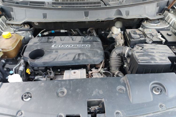 Used Dongfeng Fengon 580 2017 1.5T CVT Smart Style Model Engine Bay