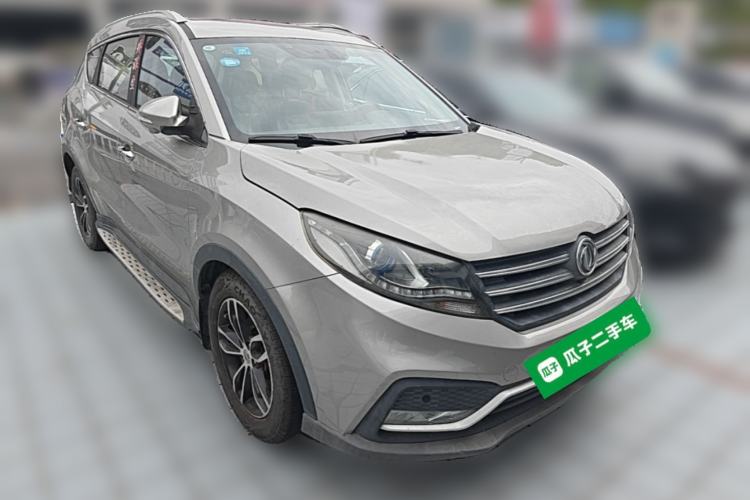 Used Dongfeng Fengon 580 2017 1.5T CVT Smart Style Model Front Right 45 Deg