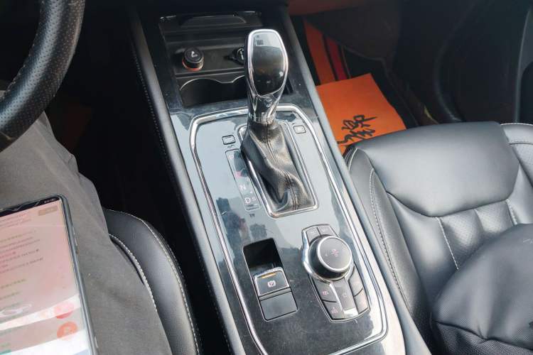 Used Dongfeng Fengon 580 2017 1.5T CVT Smart Style Model Gear Lever