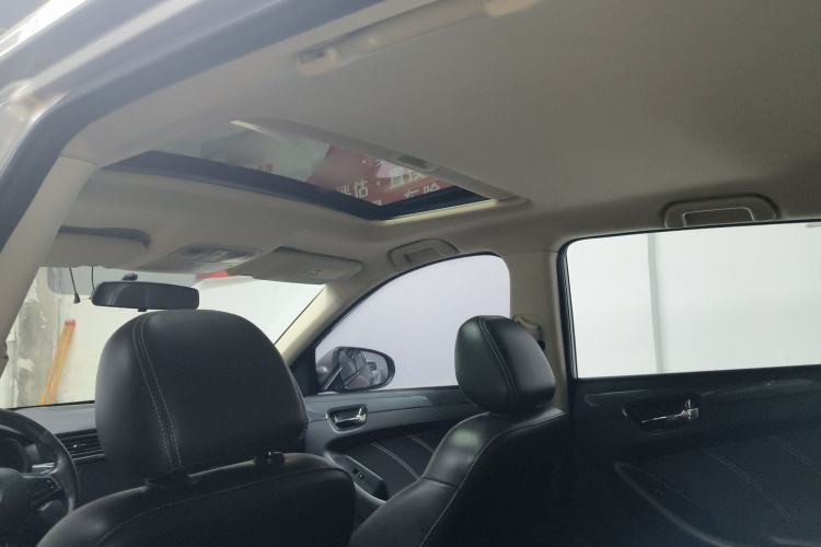 Used Dongfeng Fengon 580 2017 1.5T CVT Comfort Model Headliner