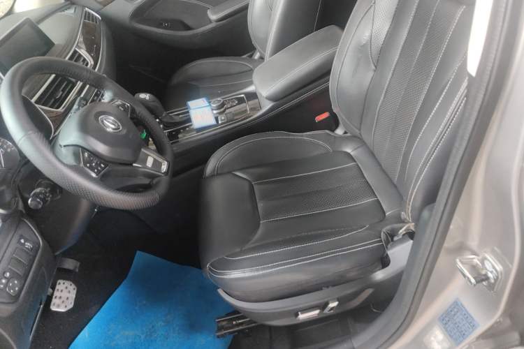 Used Dongfeng Fengon 580 2017 1.5T CVT Smart Style Model Left Front Seat