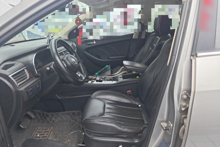 Used Dongfeng Fengon 580 2017 1.5T CVT Smart Style Model Left Front Seat