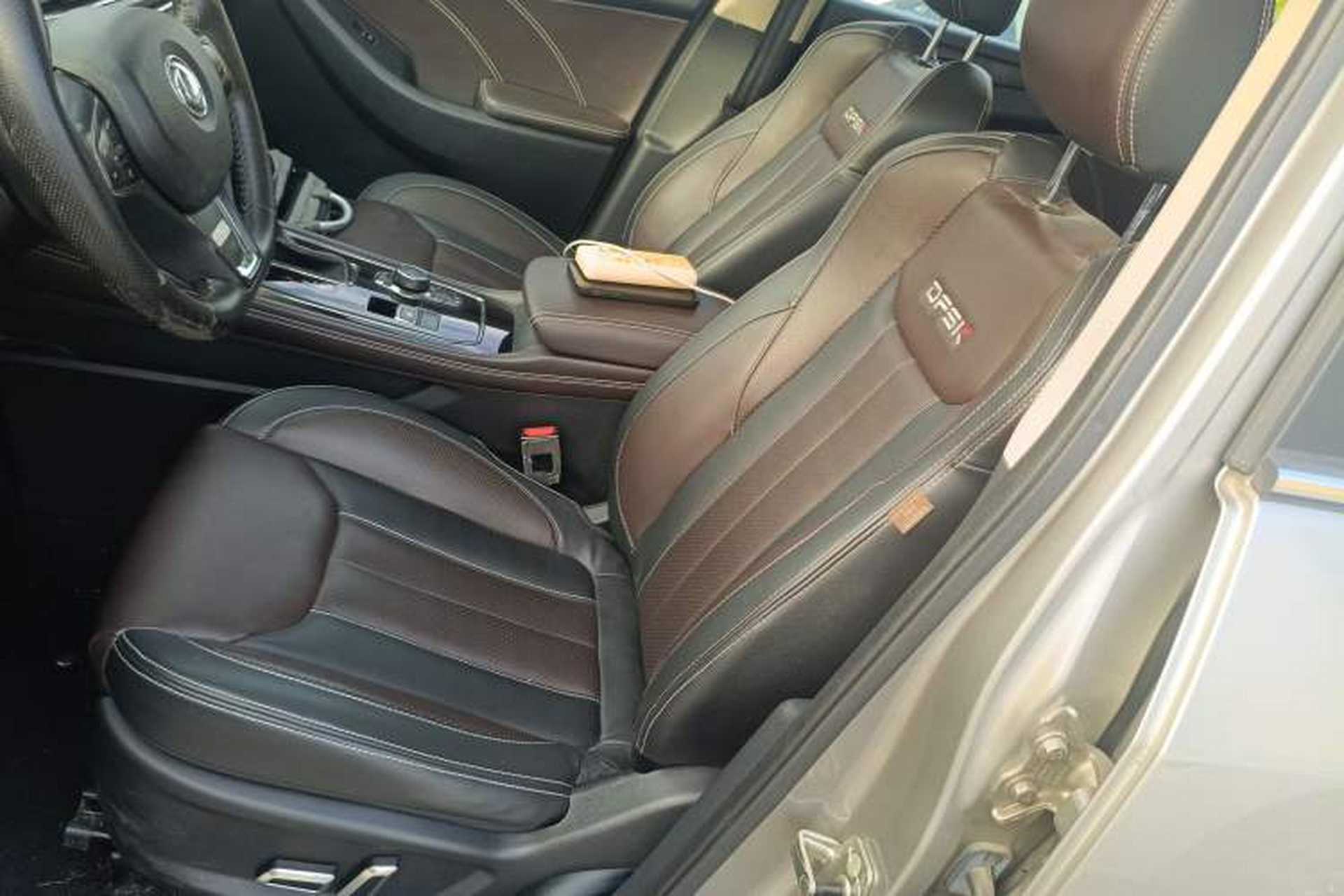 Used Dongfeng Fengon 580 2017 1.5T CVT Smart Connectivity Model Left Front Seat