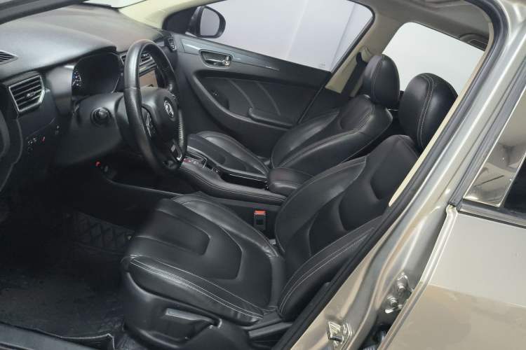 Used Dongfeng Fengon 580 2017 1.5T CVT Comfort Model Left Front Seat
