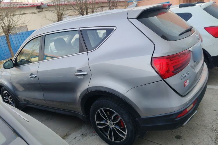 Used Dongfeng Fengon 580 2017 1.5T CVT Smart Style Model Left Side