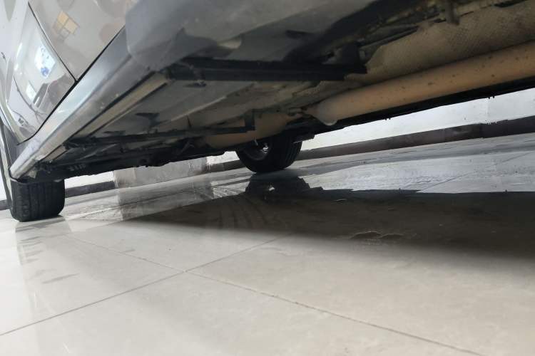 Used Dongfeng Fengon 580 2017 1.5T CVT Comfort Model Left Side Sill