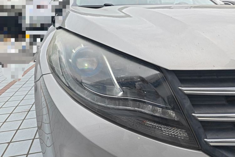 Used Dongfeng Fengon 580 2017 1.5T CVT Smart Style Model Right Front Headlight
