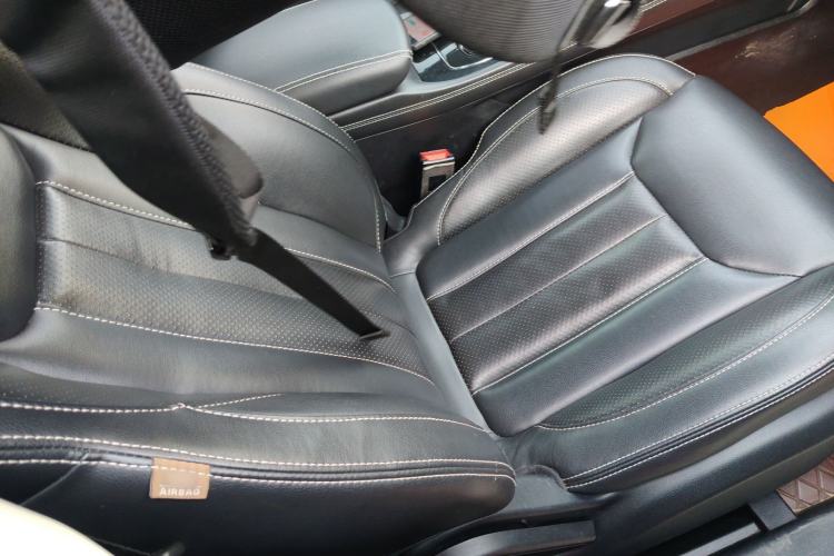 Used Dongfeng Fengon 580 2017 1.5T CVT Smart Style Model Right Front Seat