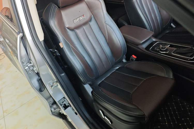 Used Dongfeng Fengon 580 2017 1.5T CVT Smart Connectivity Model Right Front Seat