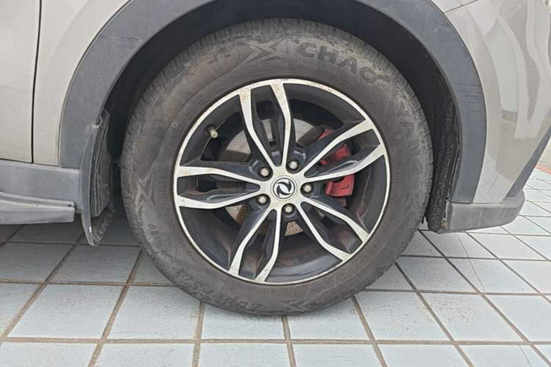 Used Dongfeng Fengon 580 2017 1.5T CVT Smart Style Model Right Front Wheel Hub