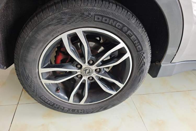 Used Dongfeng Fengon 580 2017 1.5T CVT Smart Style Model Right Rear Wheel Hub