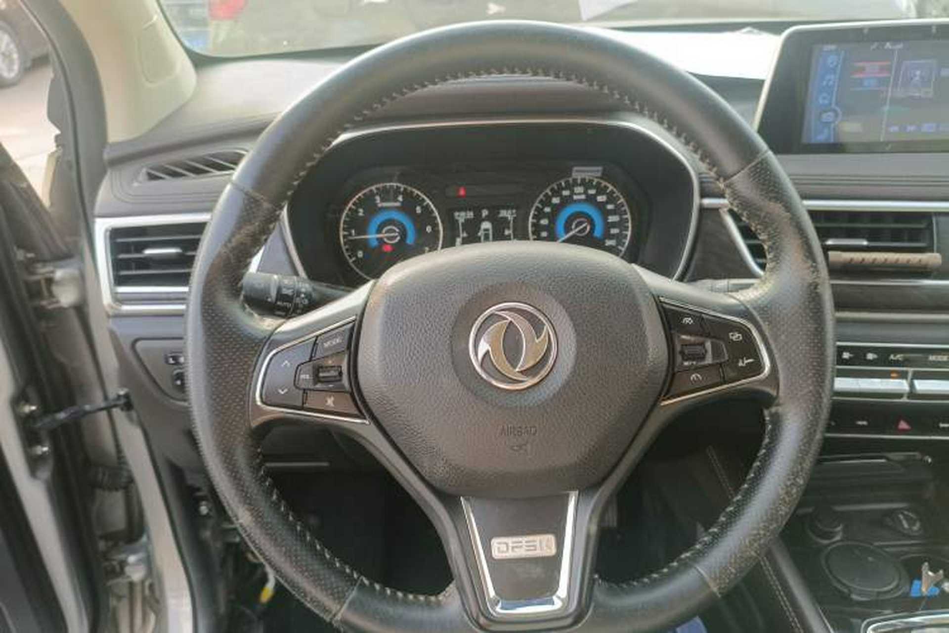 Used Dongfeng Fengon 580 2017 1.5T CVT Smart Connectivity Model Steering Wheel