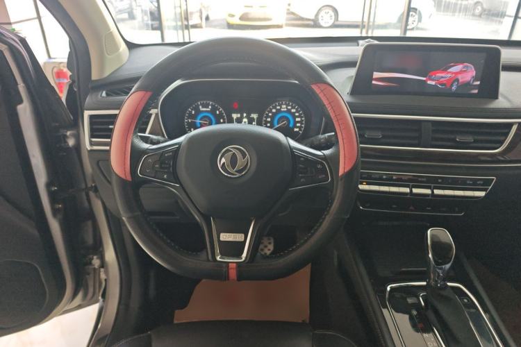 Used Dongfeng Fengon 580 2017 1.5T CVT Smart Style Model Steering Wheel