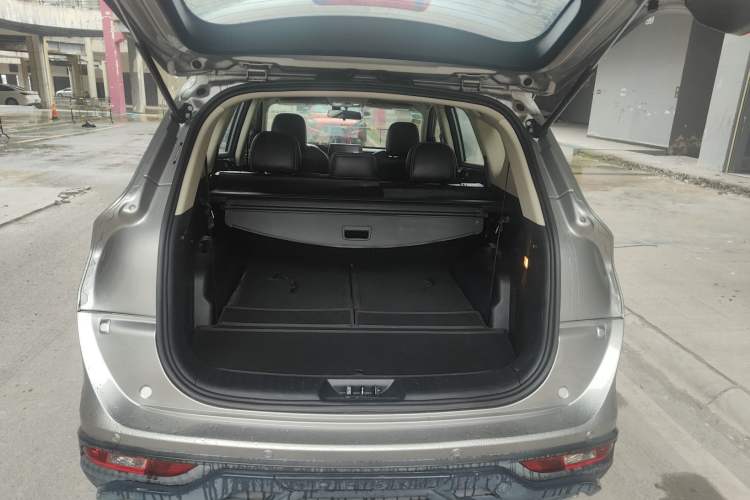 Used Dongfeng Fengon 580 2017 1.5T CVT Smart Style Model Trunk