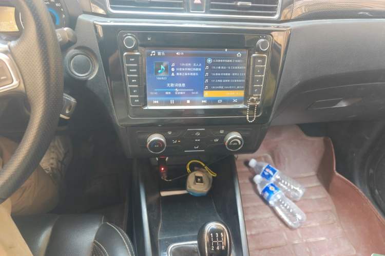 Used Dongfeng Fengon 580 2017 1.8L Manual Comfort Model Audio And AC Panel