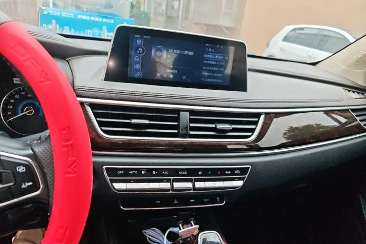 Used Dongfeng Fengon 580 2017 1.5T CVT Luxury Model Audio And AC Panel