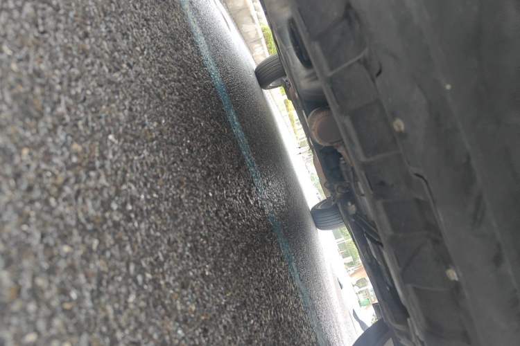Used Dongfeng Fengon 580 2017 1.5T CVT Smart Connectivity Model Chassis Front