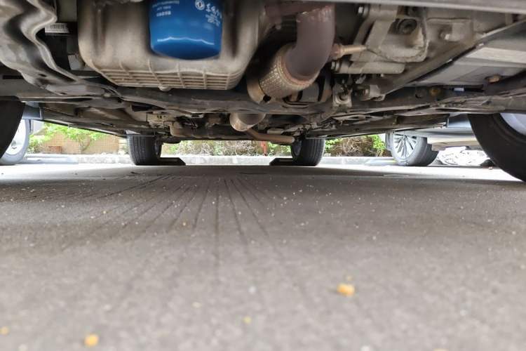Used Dongfeng Fengon 580 2017 1.5T CVT Luxury Model Chassis Front