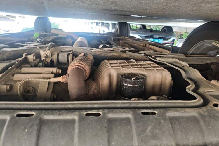 Used Dongfeng Fengon 580 2017 1.5T CVT Luxury Model Chassis Front