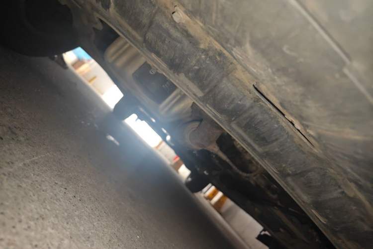 Used Dongfeng Fengon 580 2017 1.5T CVT Comfort Model Chassis Front