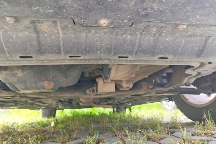 Used Dongfeng Fengon 580 2017 1.8L Manual Comfort Model Chassis Front