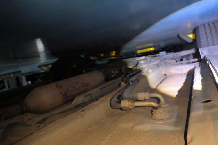 Used Dongfeng Fengon 580 2017 1.5T Manual Luxury Model Chassis Front Left