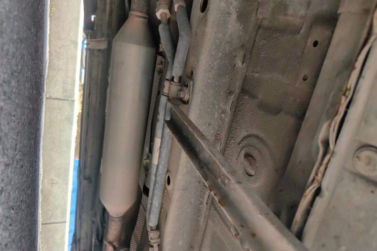 Used Dongfeng Fengon 580 2017 1.5T CVT Luxury Model Chassis Front Left