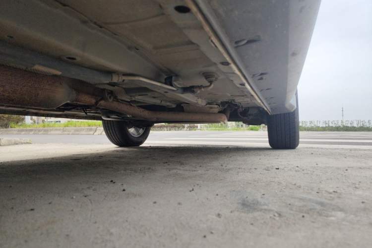 Used Dongfeng Fengon 580 2017 1.5T CVT Comfort Model Chassis Front Left