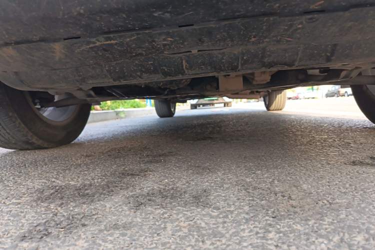 Used Dongfeng Fengon 580 2017 1.8L Manual Comfort Model Chassis Front