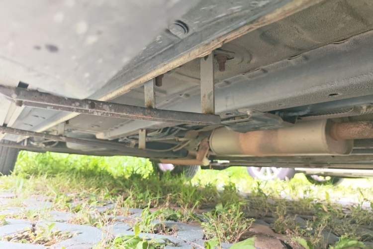 Used Dongfeng Fengon 580 2017 1.8L Manual Comfort Model Chassis Front Right